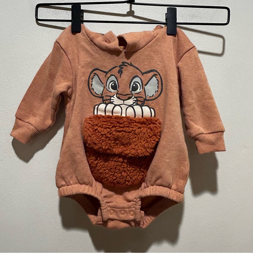 Disney Baby Lion King Simba Hooded Onesie - Baby Girl or Boy Size 3/6 Months